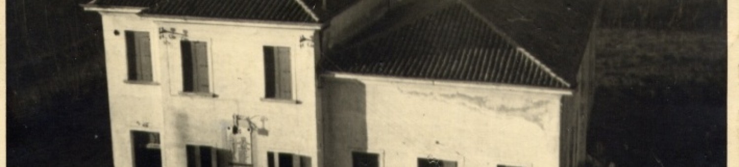 Ripresa da torre campanaria  di Roncaglia - Canonica e Patronato - da una cartolina del 1951 - Cappellato C_G72